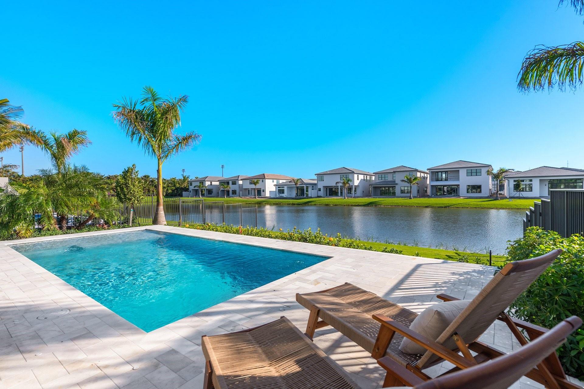 LOTUS EDGE - Residential