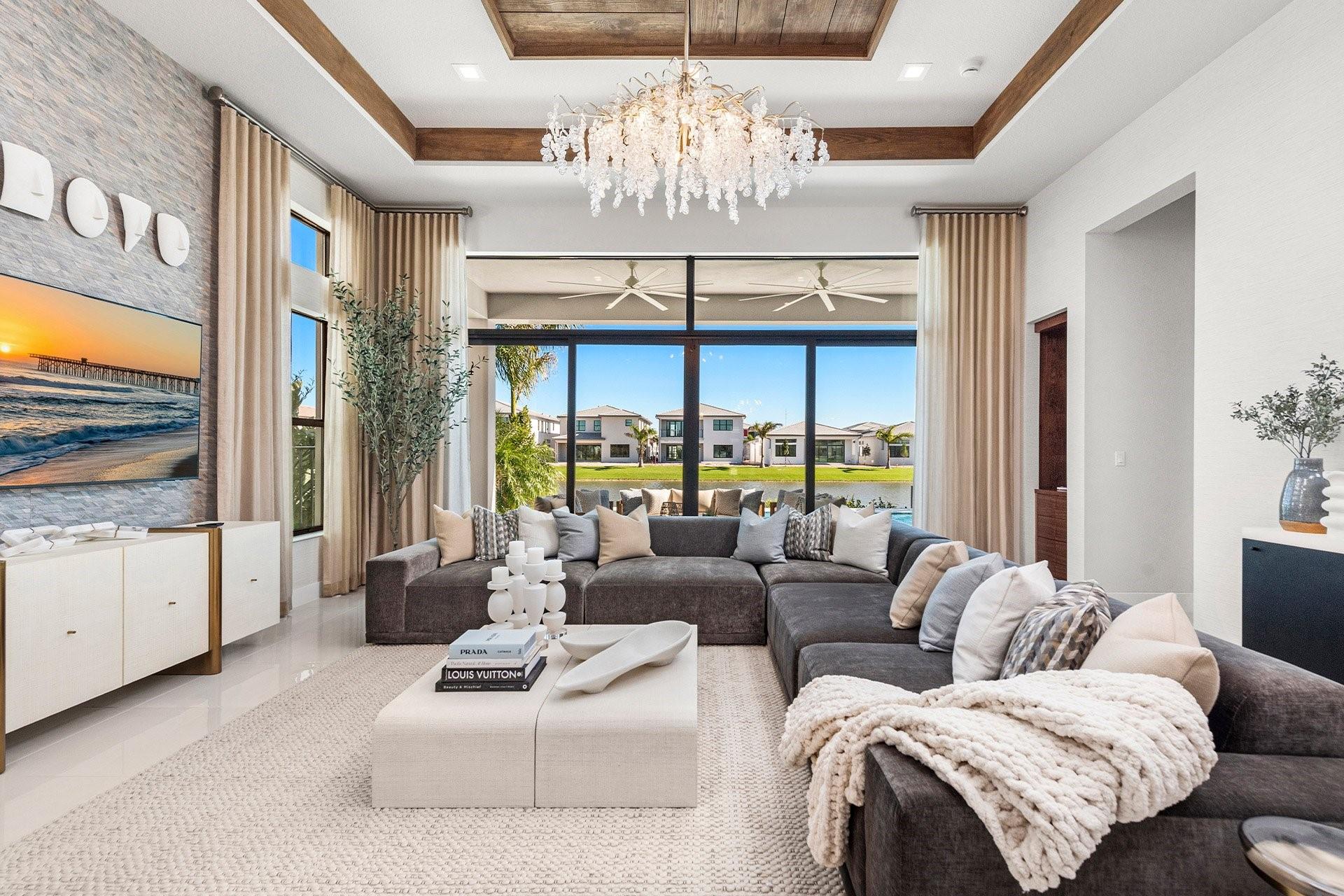 LOTUS EDGE - Residential