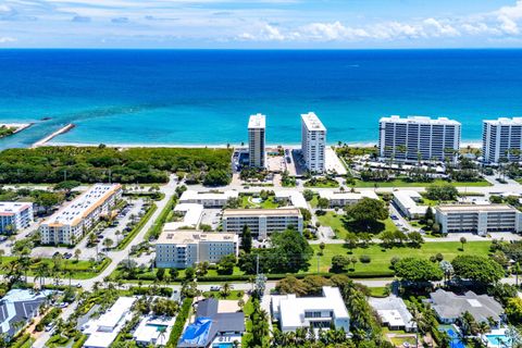 Photo of 1299 S Ocean Boulevard #R12, Boca Raton, FL 33432 (MLS # B26020025)