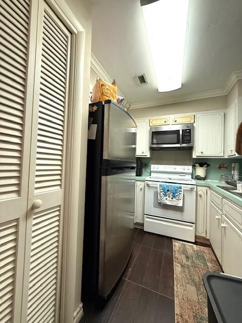 Tiny photo for 3930 Crystal Lake Drive #107, Deerfield Beach, FL 33064 (MLS # R11136070)
