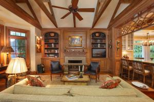 POLO COVE - Residential