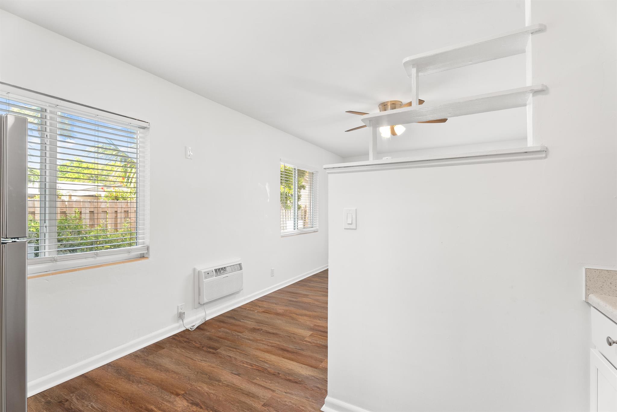 NORTH PALM BCH 3 - Residential Lease