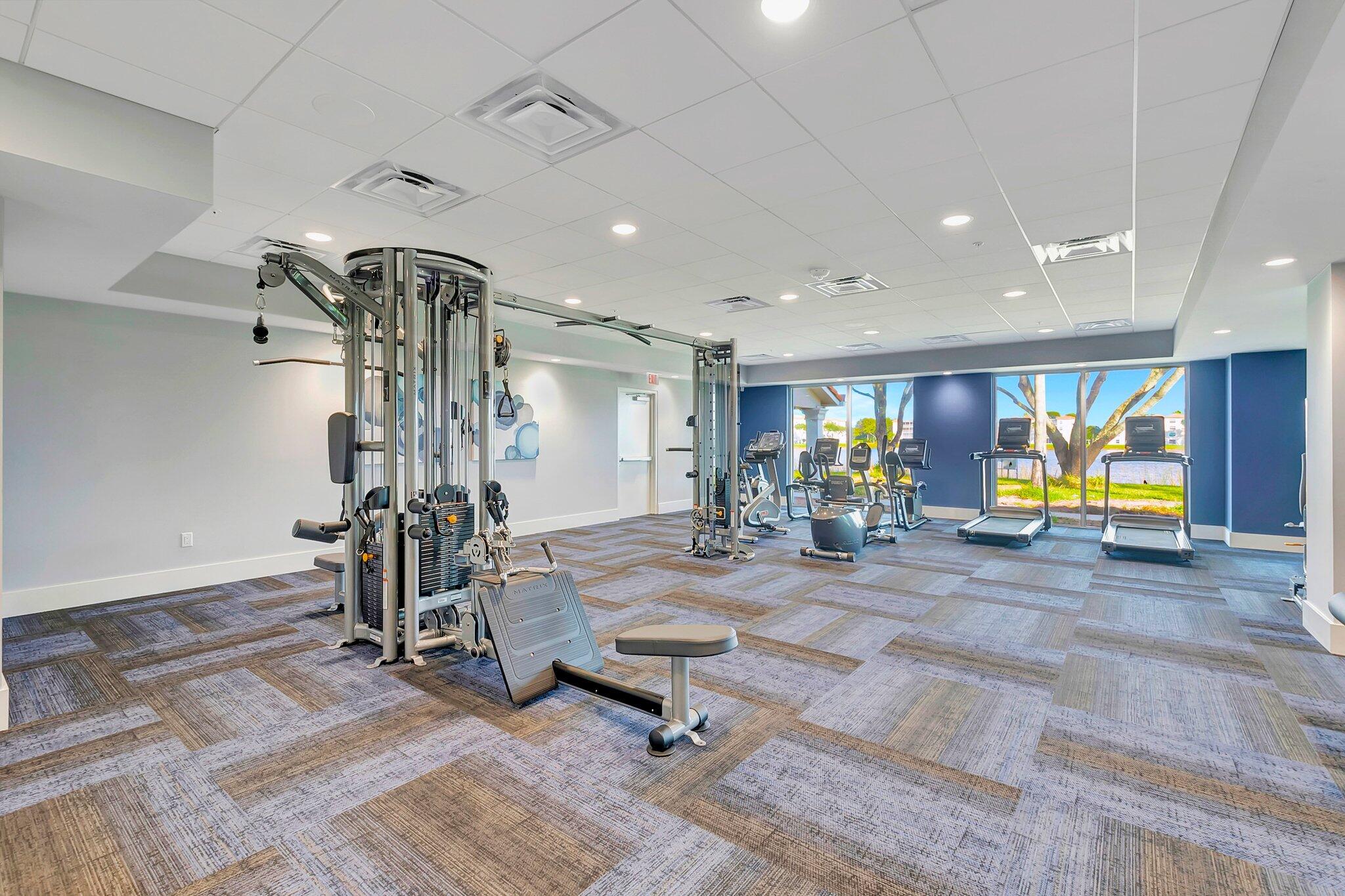 HUNTINGTON POINTE - Residential