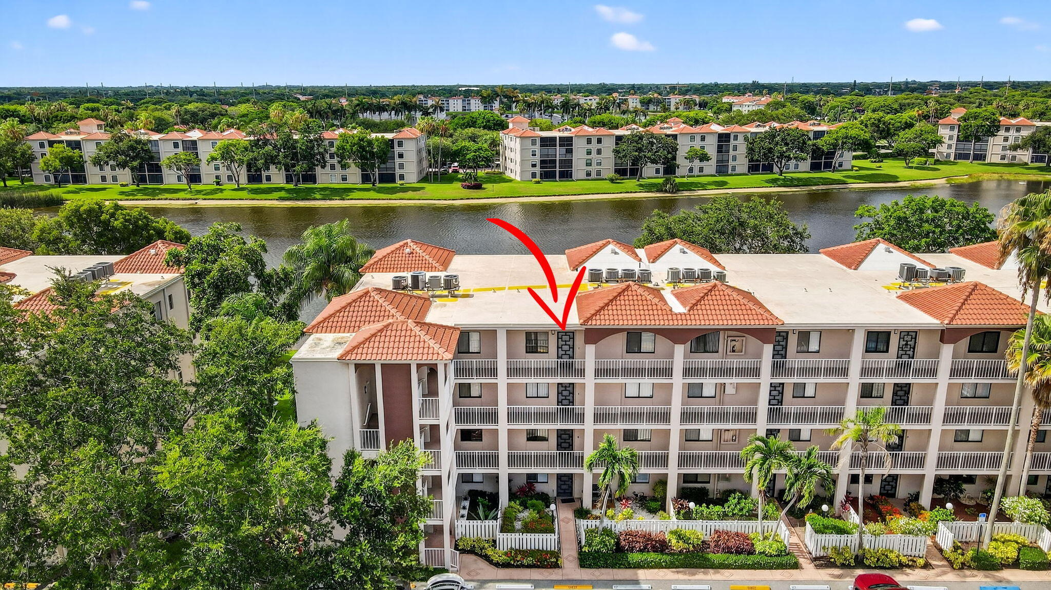 HUNTINGTON POINTE - Residential