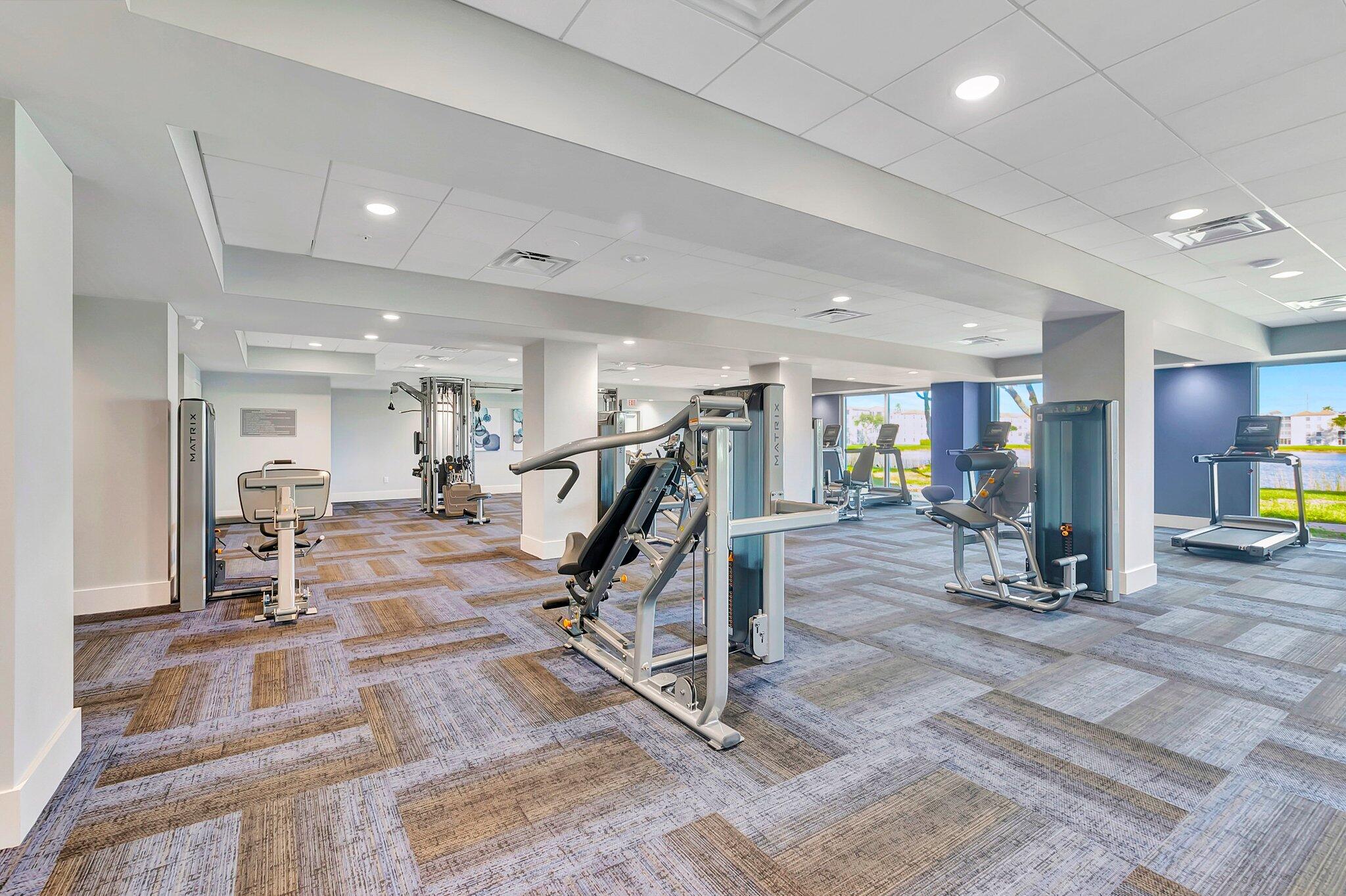 HUNTINGTON POINTE - Residential