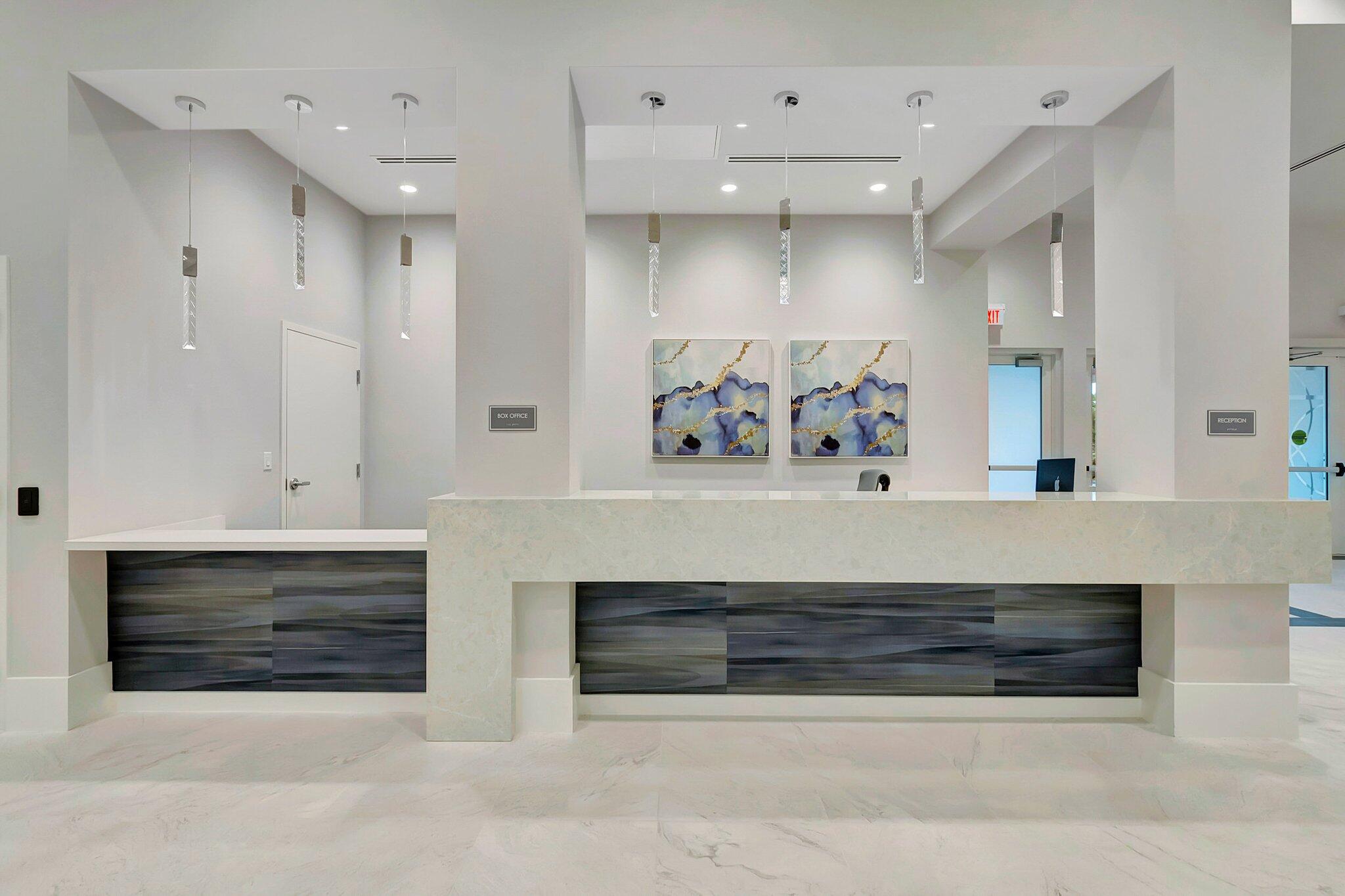 HUNTINGTON POINTE - Residential