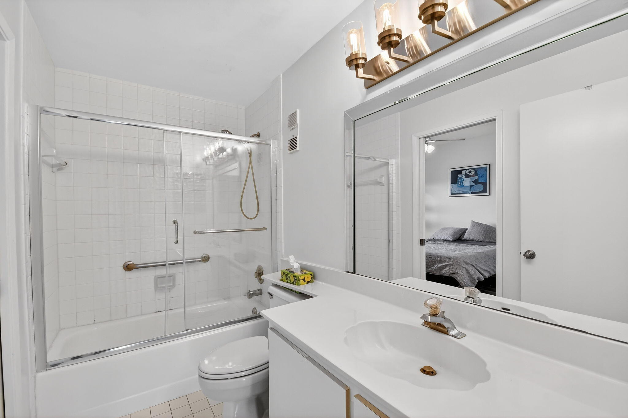 HUNTINGTON POINTE - Residential