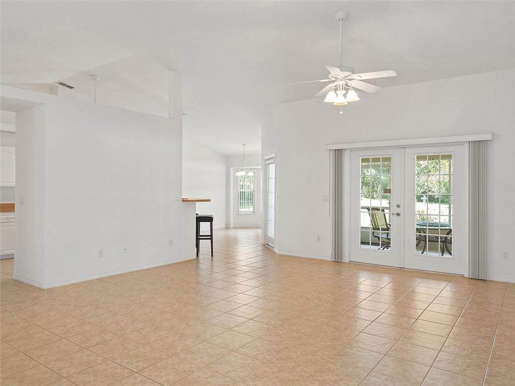 OCALA WATERWAY ESTATES SE - Residential