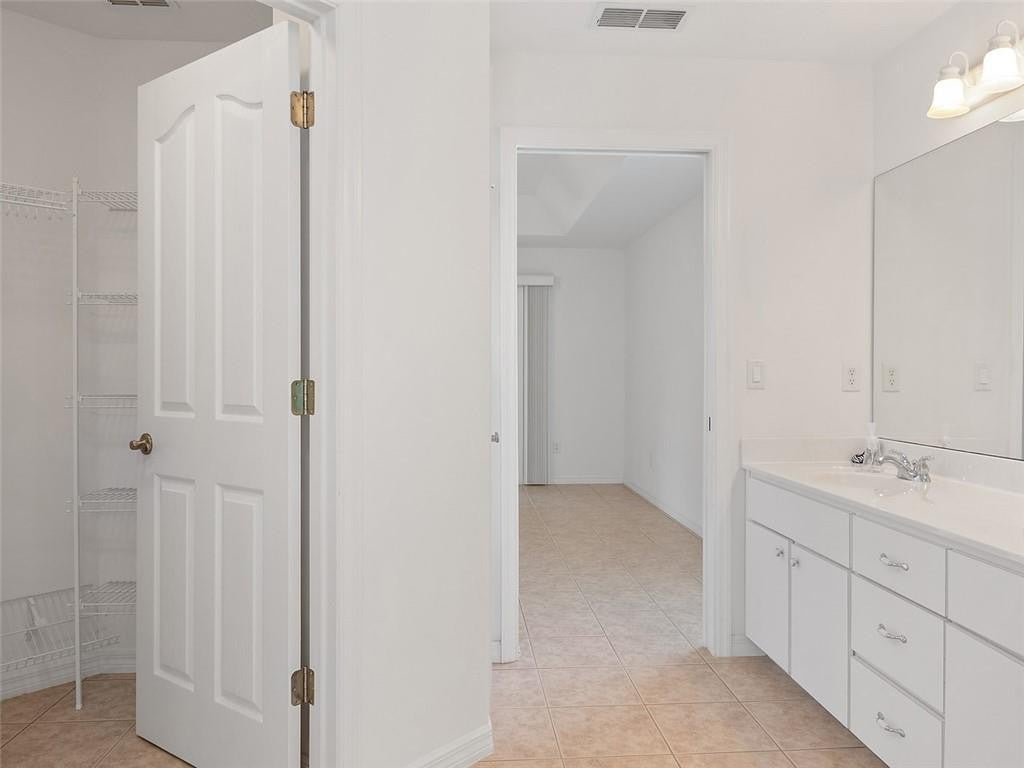 OCALA WATERWAY ESTATES SE - Residential