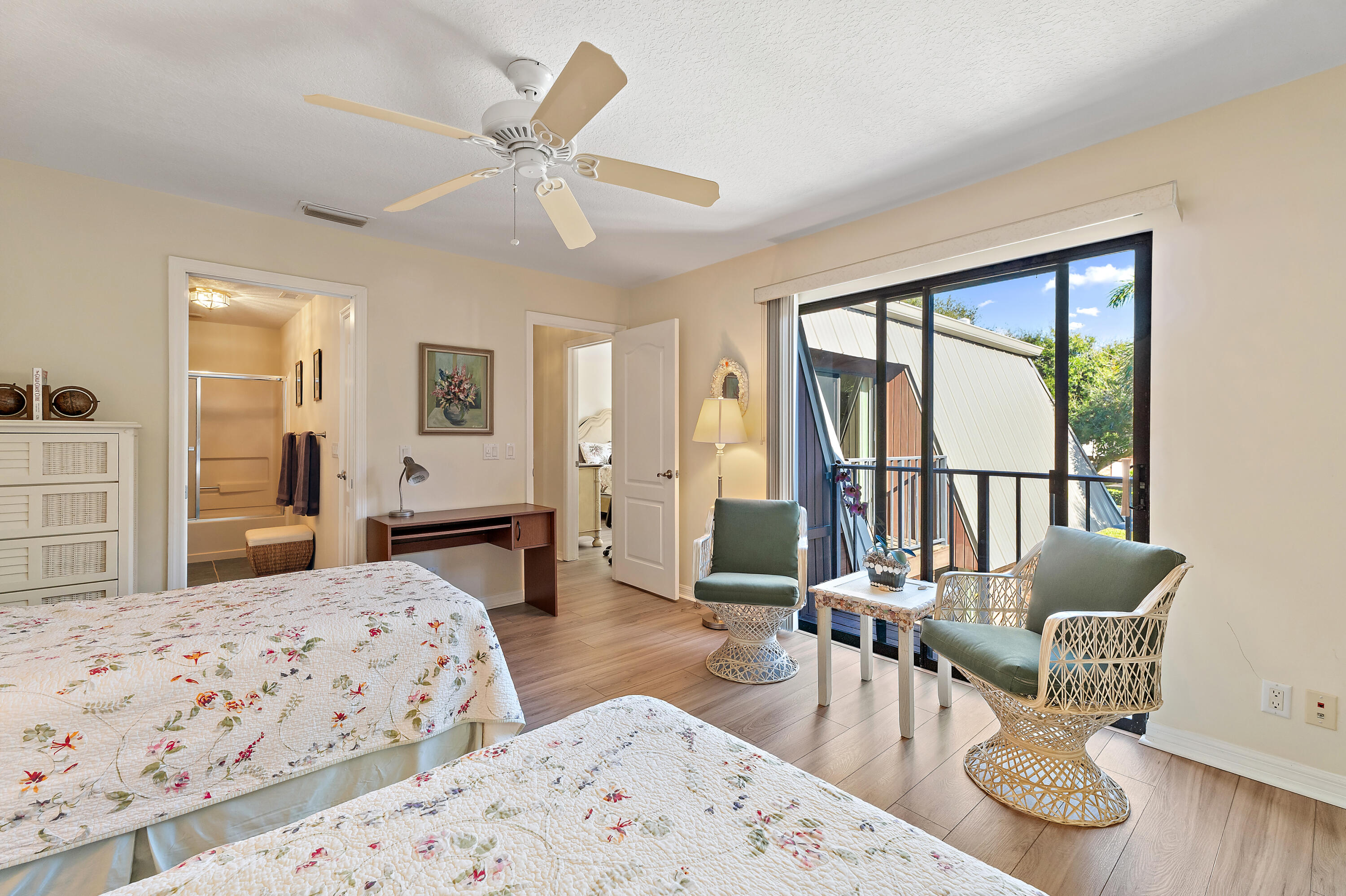 Jupiter 1 - Residential Lease