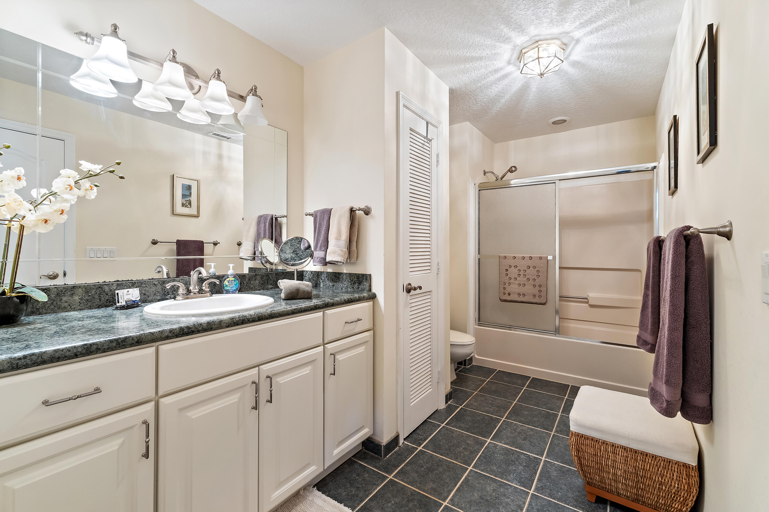 Jupiter 1 - Residential Lease