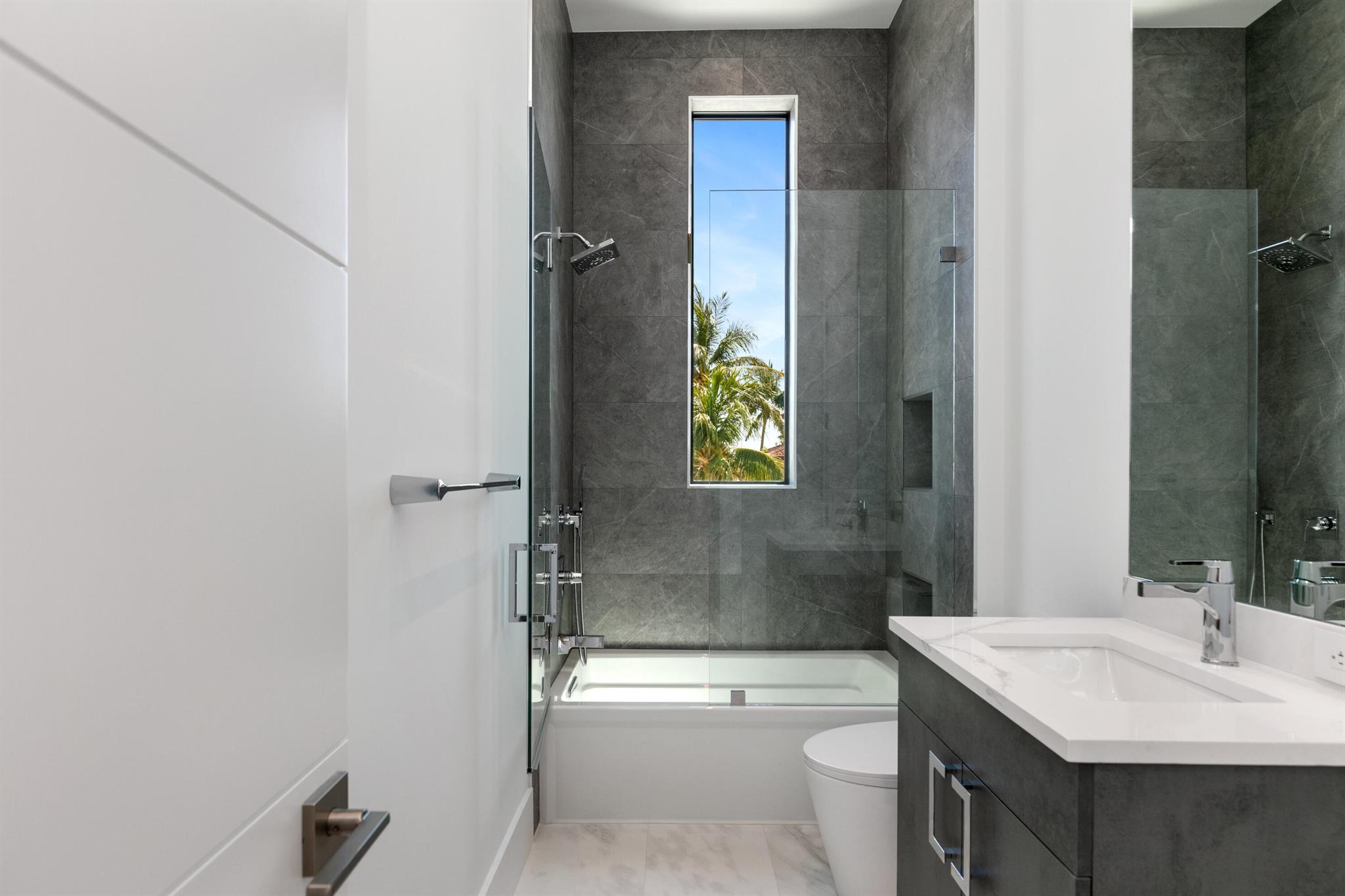 VENETIAN ISLES / LIGHTHOU - Residential