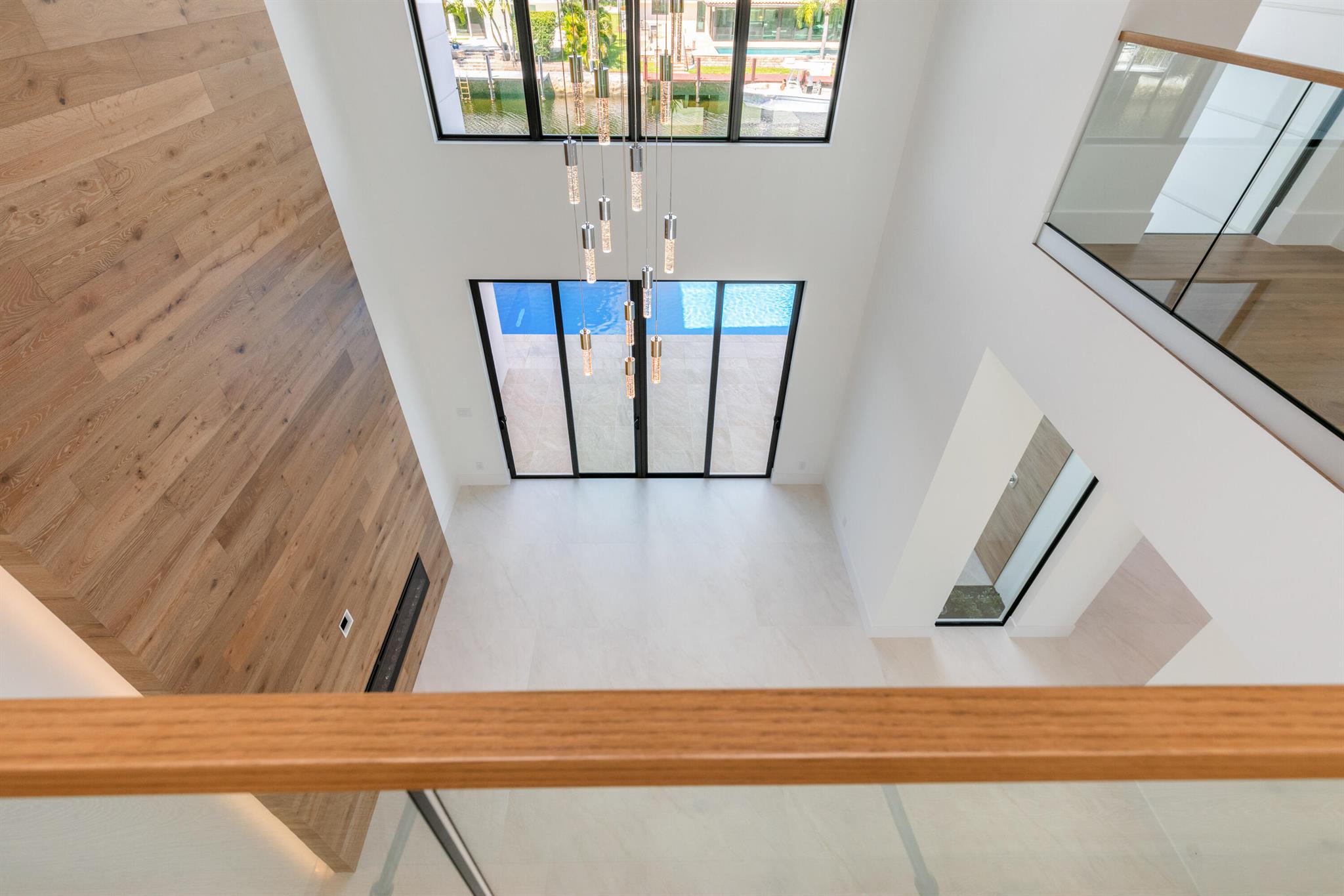 VENETIAN ISLES / LIGHTHOU - Residential