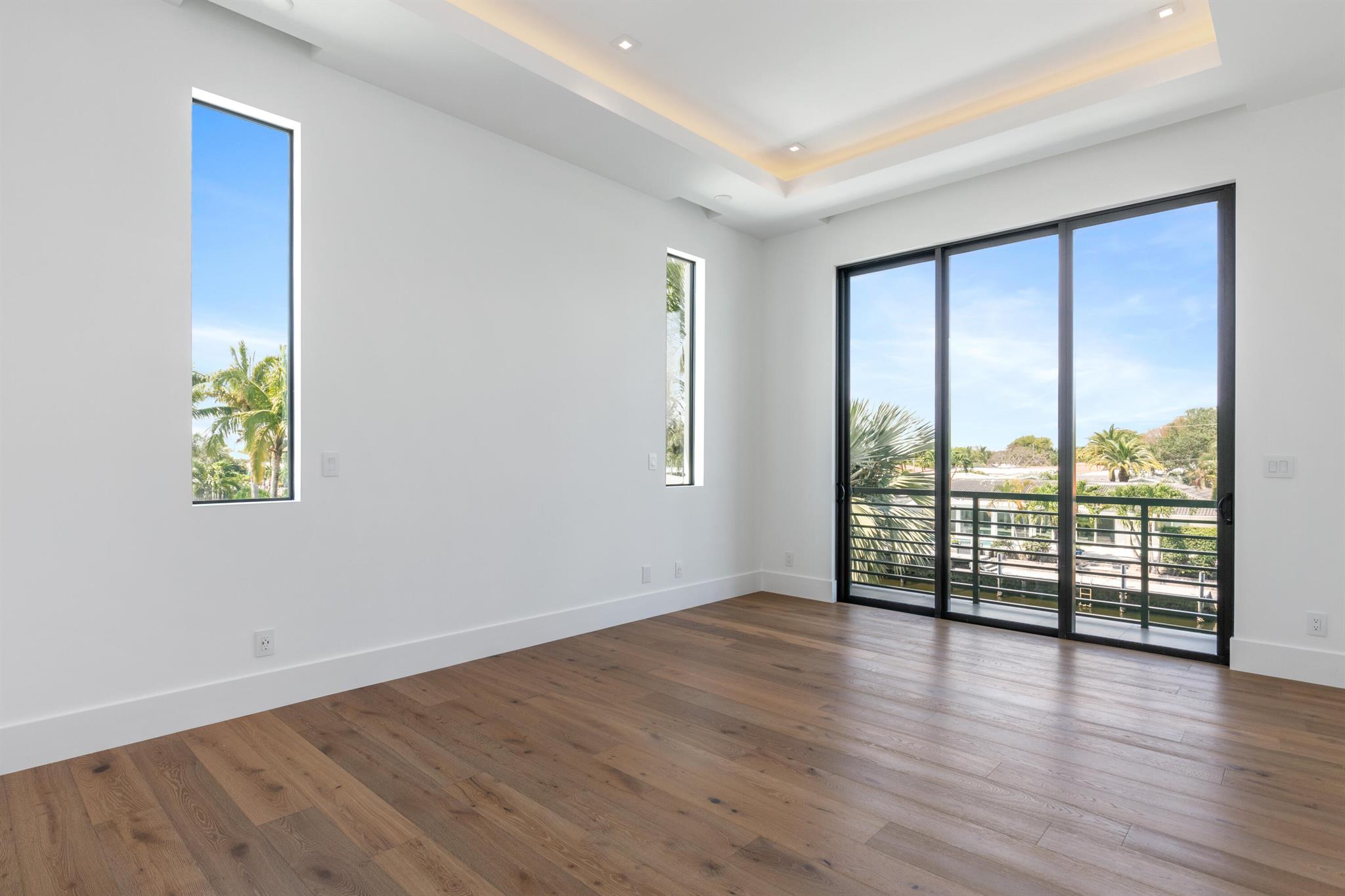 VENETIAN ISLES / LIGHTHOU - Residential