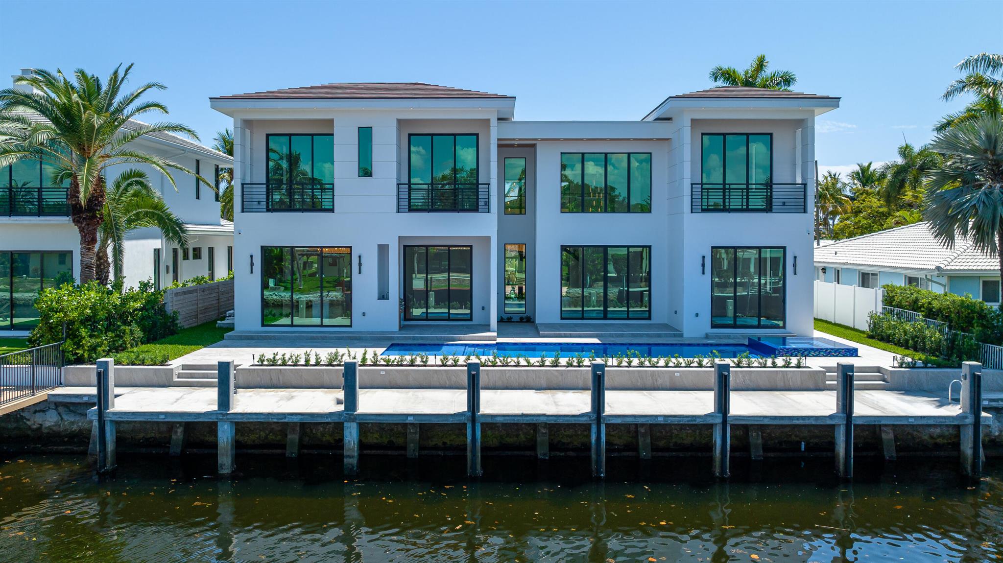 VENETIAN ISLES / LIGHTHOU - Residential