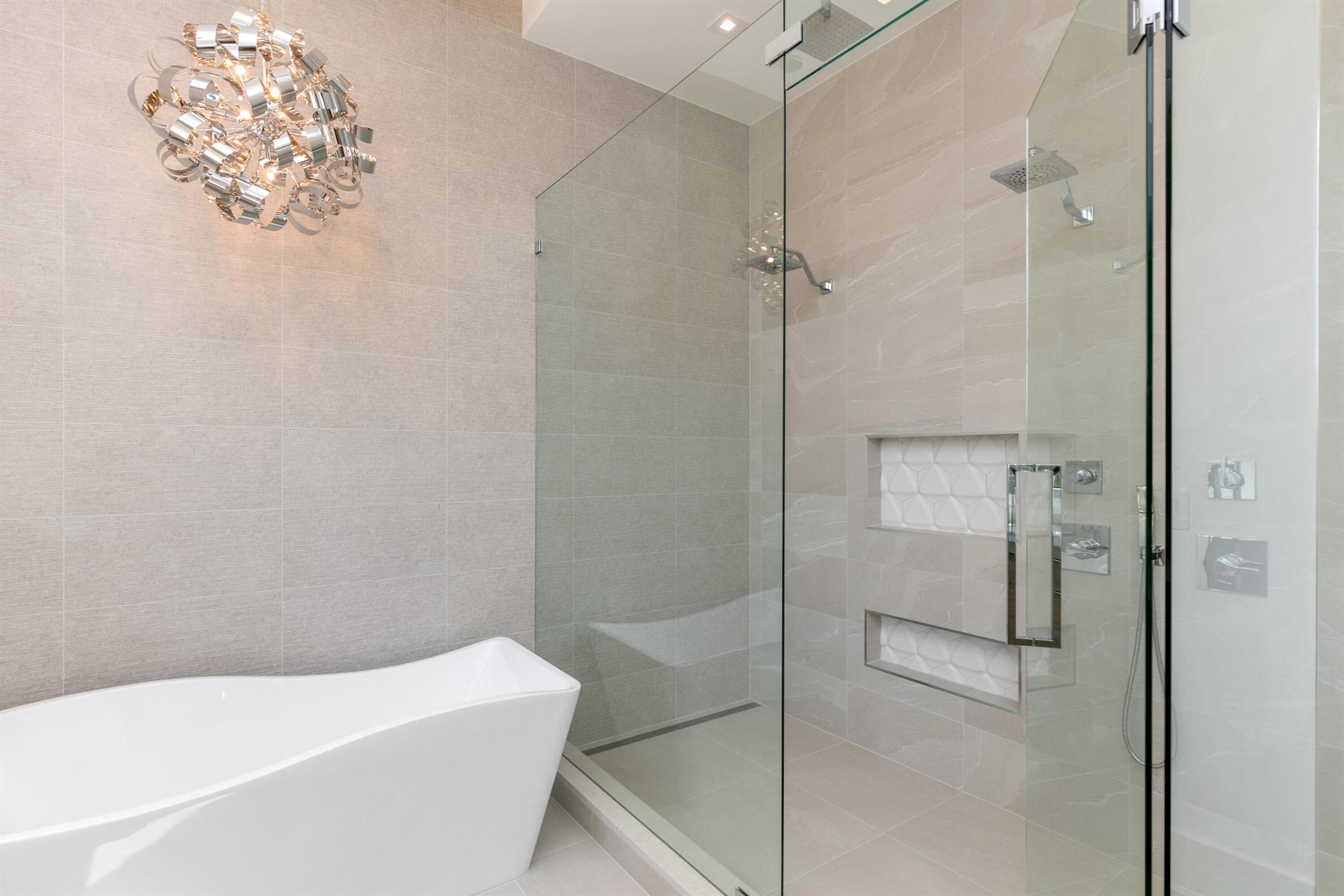 VENETIAN ISLES / LIGHTHOU - Residential