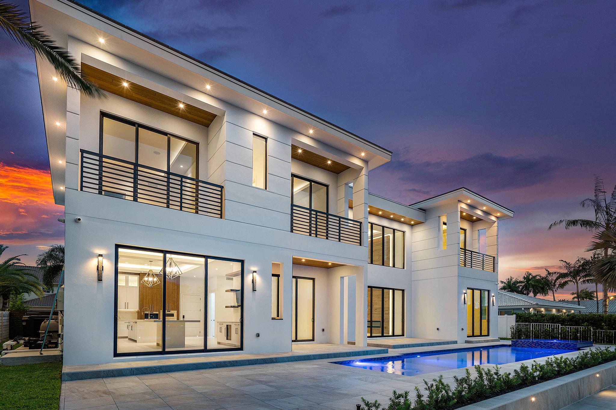 VENETIAN ISLES / LIGHTHOU - Residential