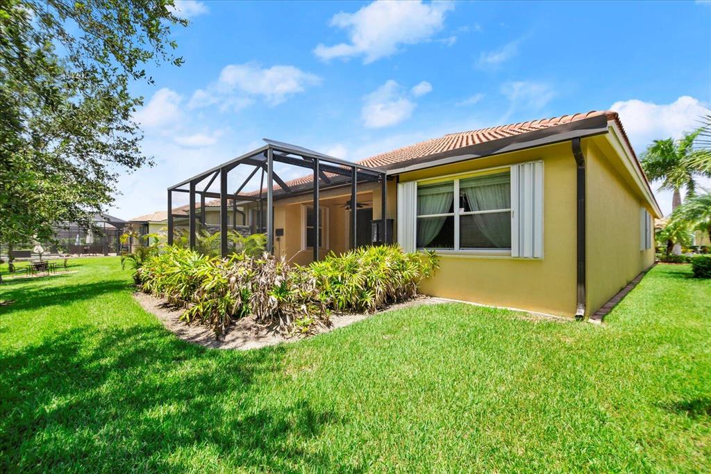 JENSEN BEACH COUNTRY CLUB PLAT NO. 9 - Residential