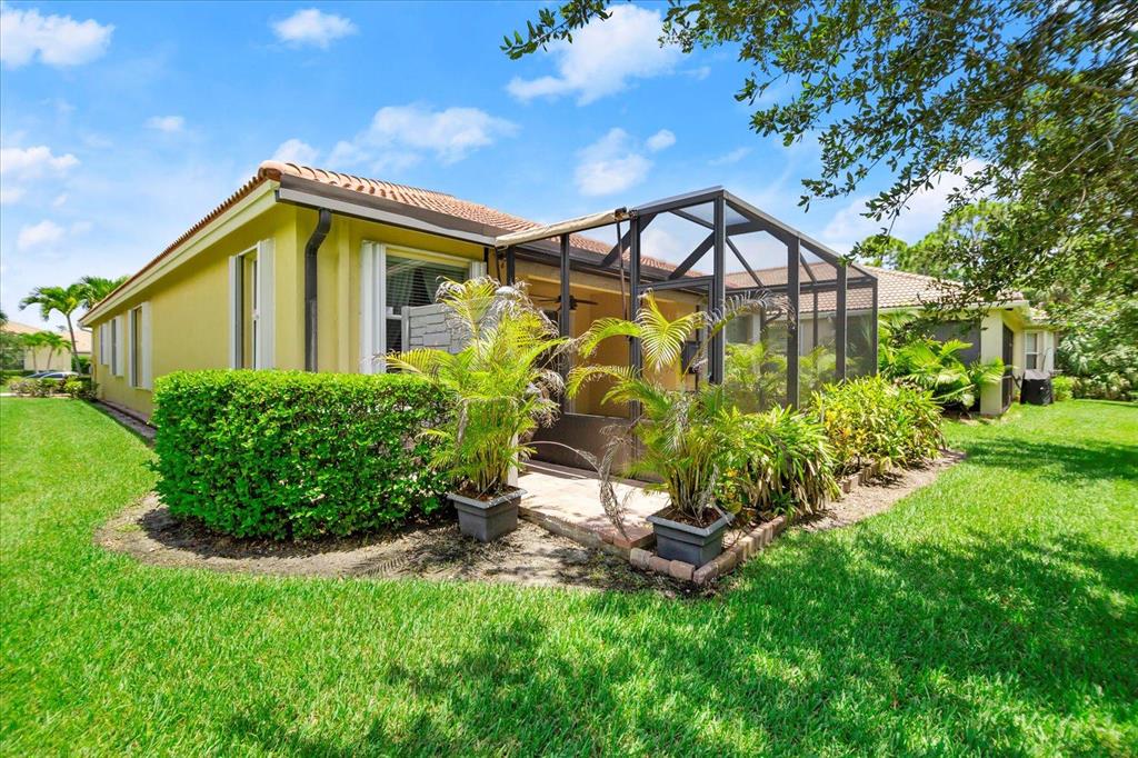 JENSEN BEACH COUNTRY CLUB PLAT NO. 9 - Residential