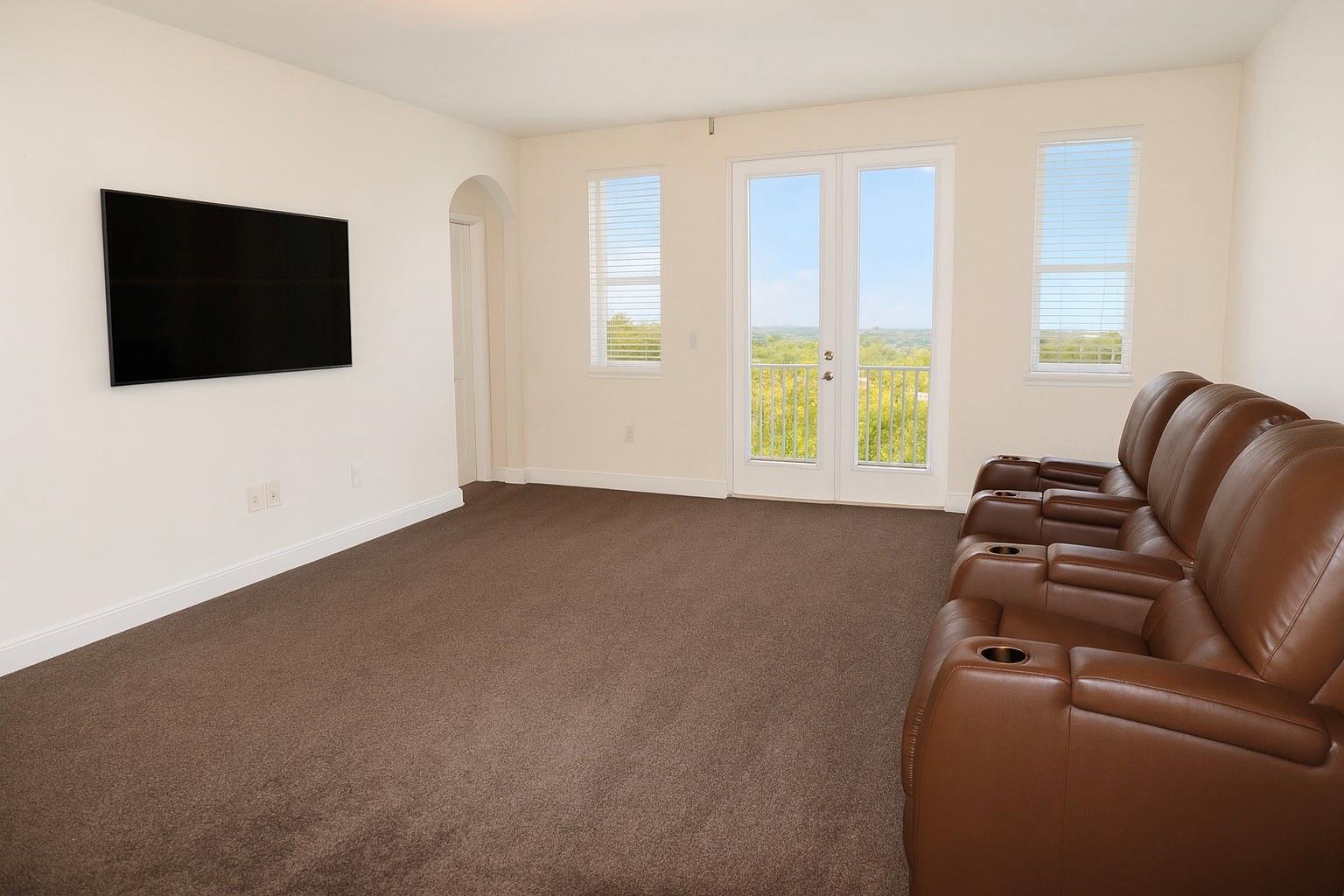 LUCAYA LAKE CLUB PHASE 1A - Residential