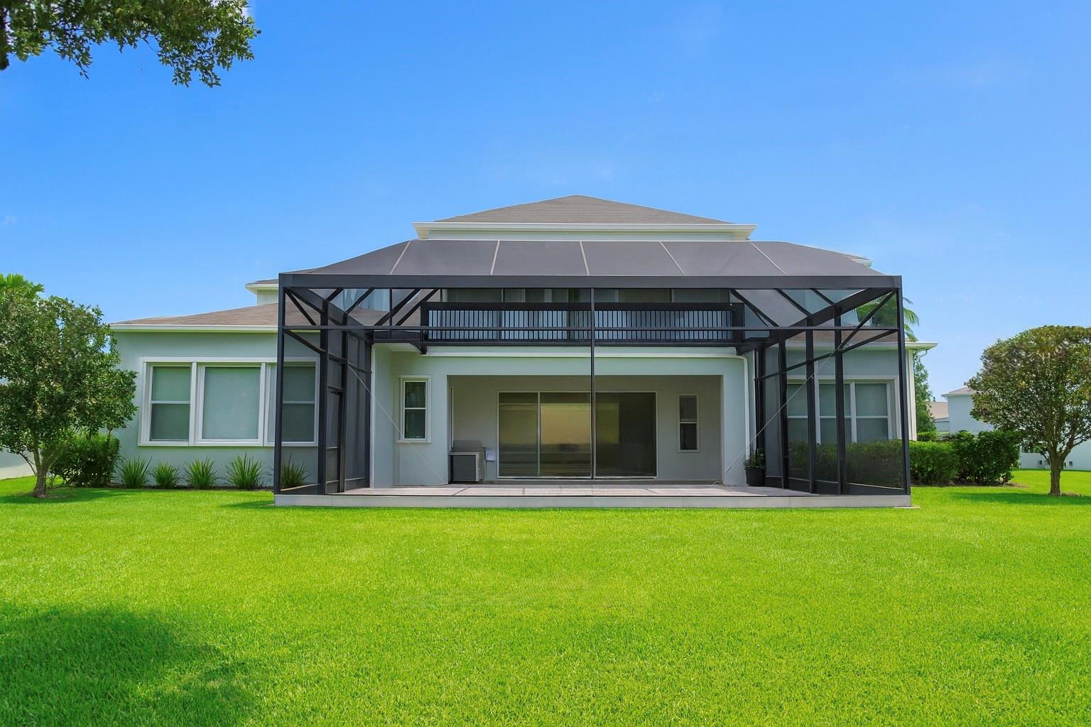 LUCAYA LAKE CLUB PHASE 1A - Residential