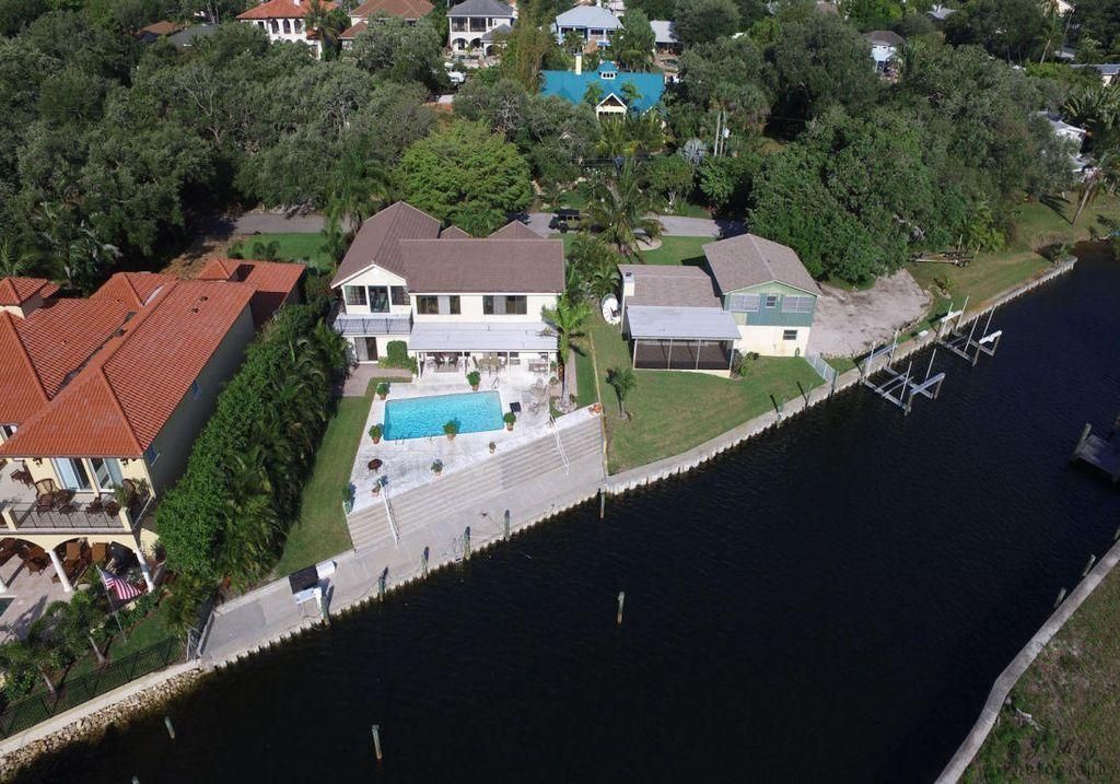 Photo of 12900 S Shore Drive, Palm Beach Gardens, FL 33410 (MLS # R10664331)