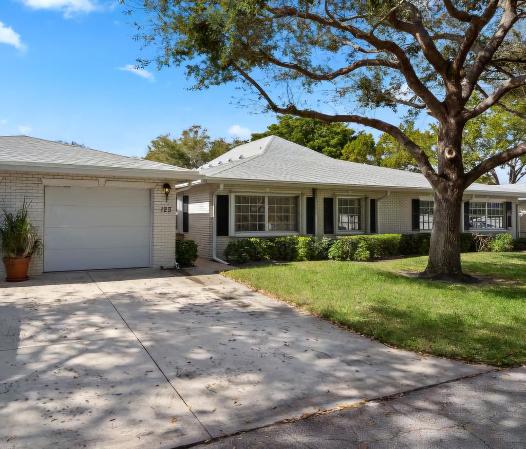 Photo of 10083 42nd Terrace #123, Boynton Beach, FL 33436 (MLS # R11057429)