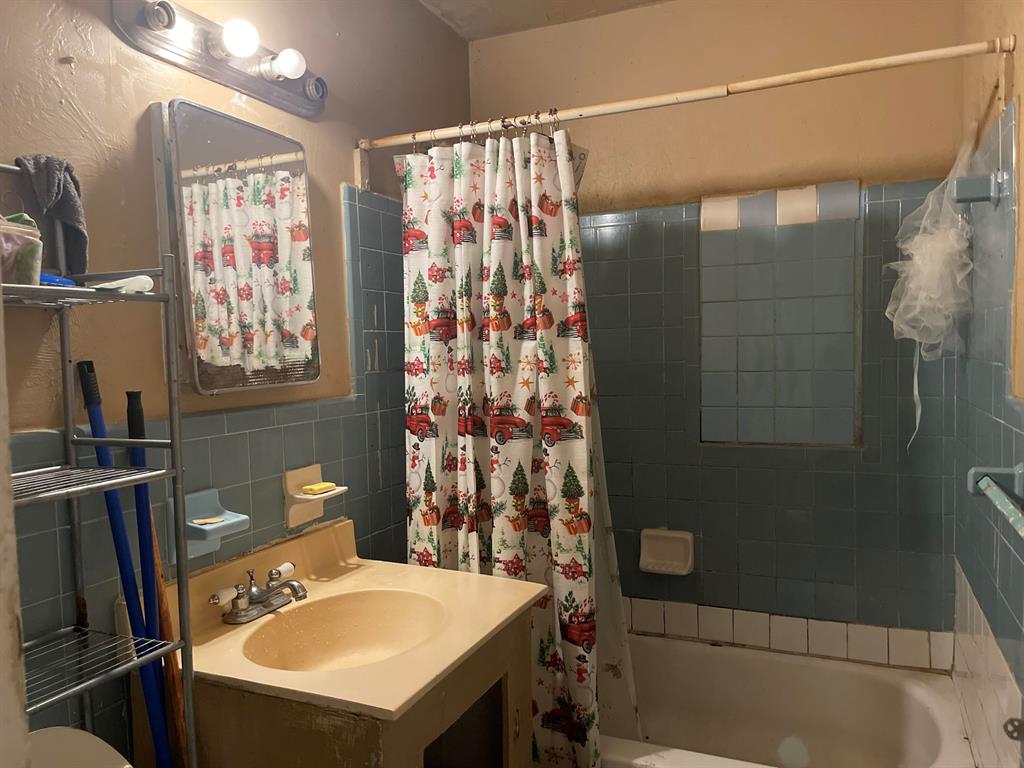 NORTHWOOD ADD - Residential Income