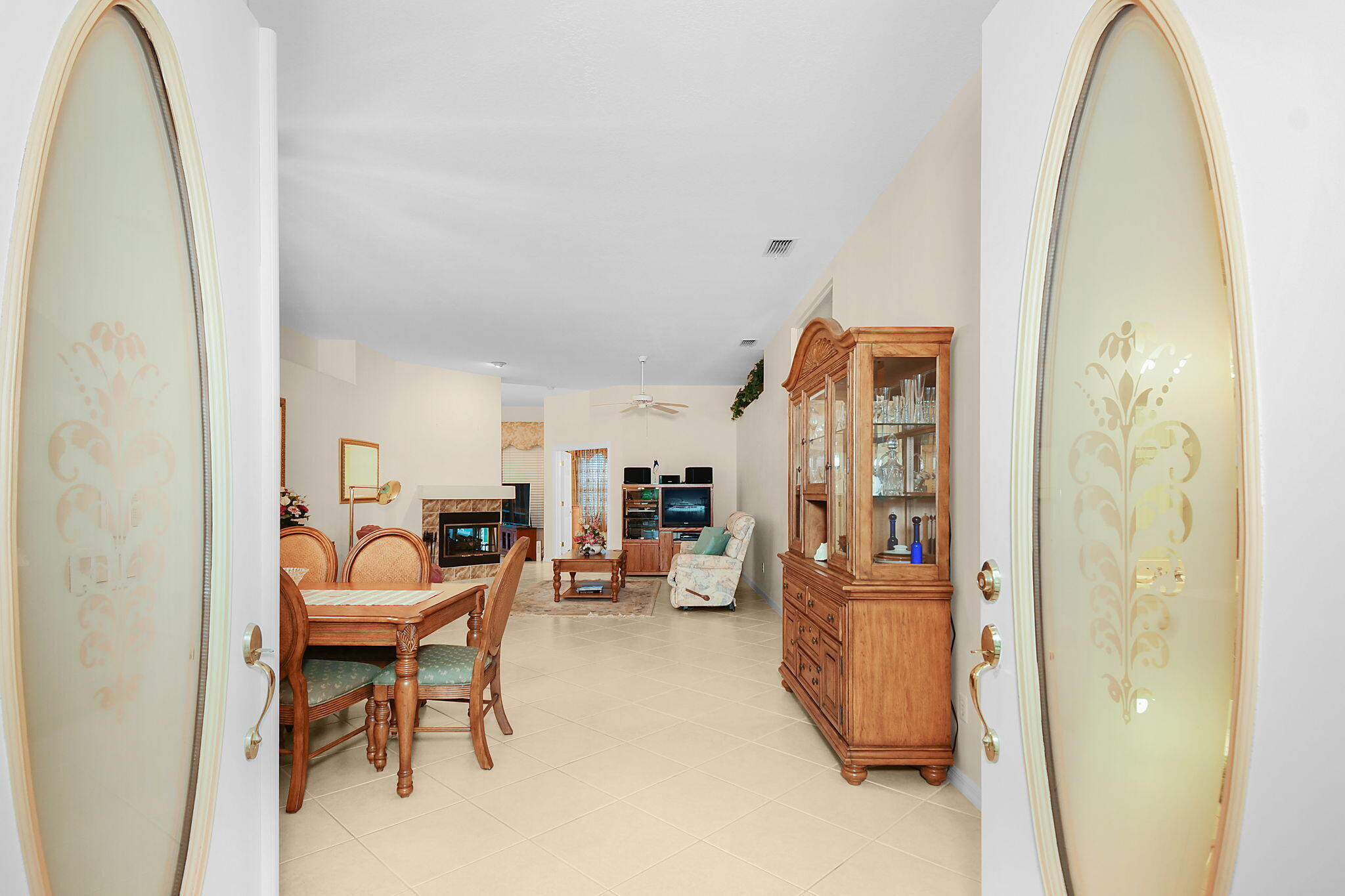 641 NW VENETTO Court