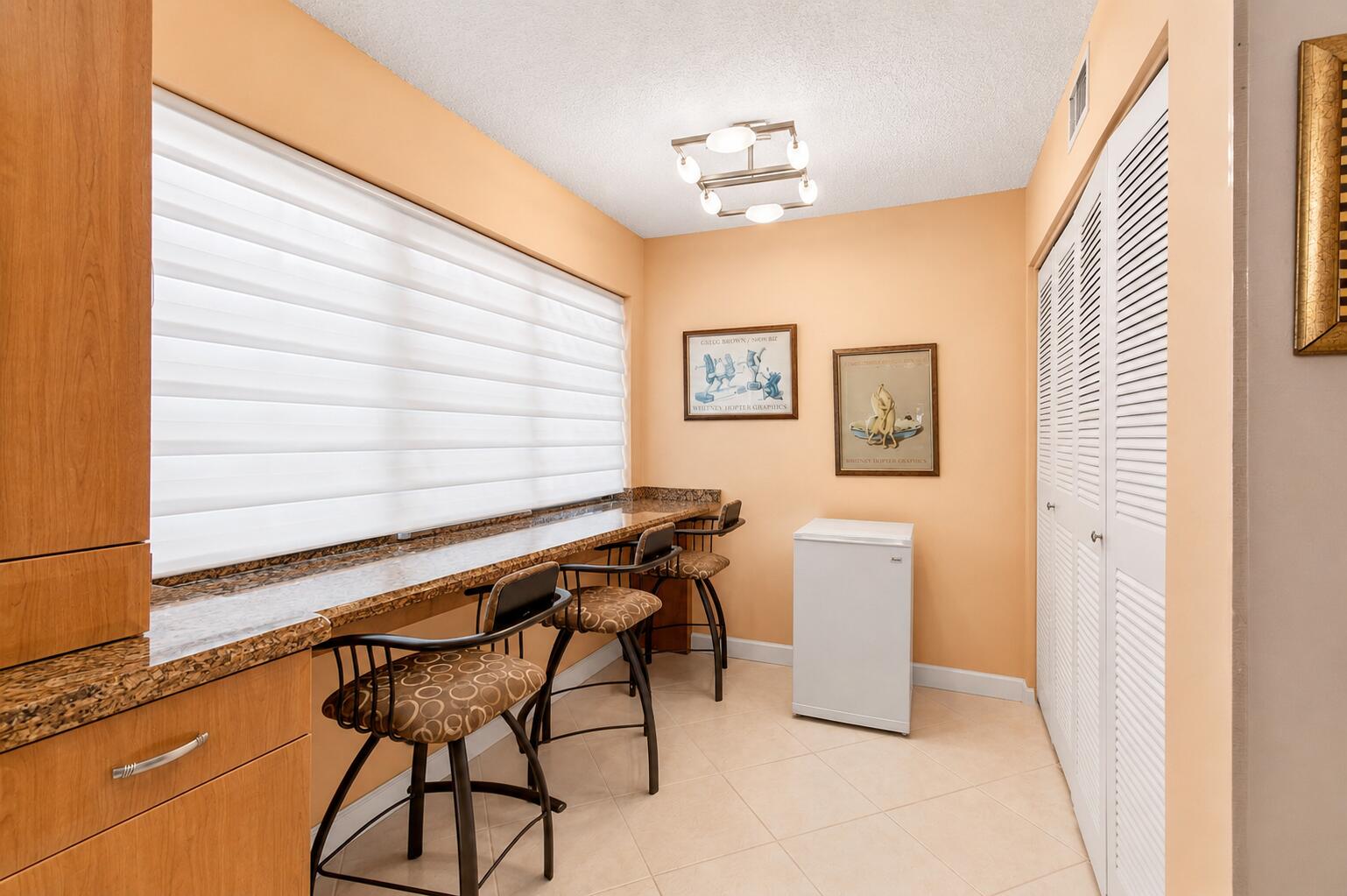 Properties | Stephanie Kaufman 5561 Fairway Park Drive 104