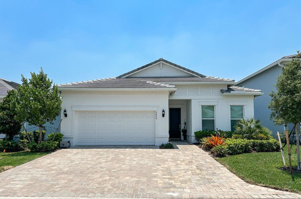 Photo of 9865 SW Meridian Way, Stuart, FL 34997 (MLS # R11092751)