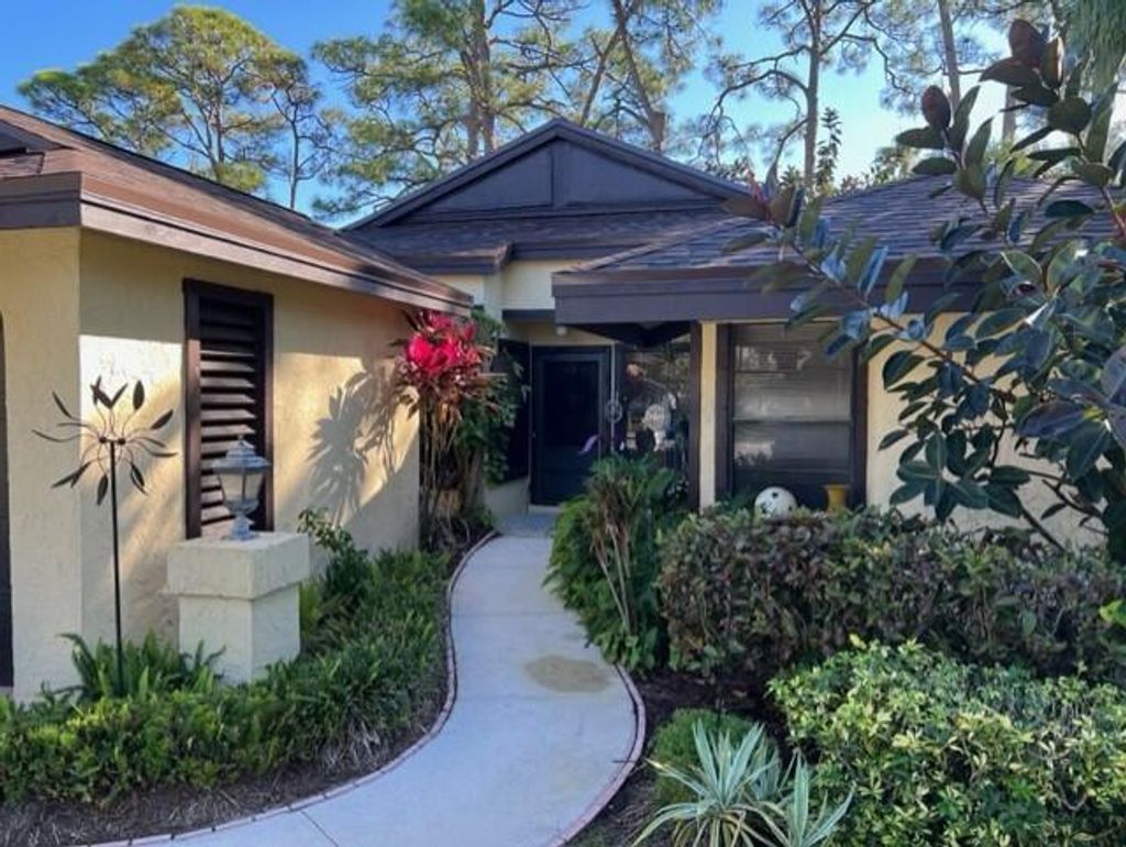 Photo of 13296 Touchstone Court, West Palm Beach, FL 33418 (MLS # R10894232)