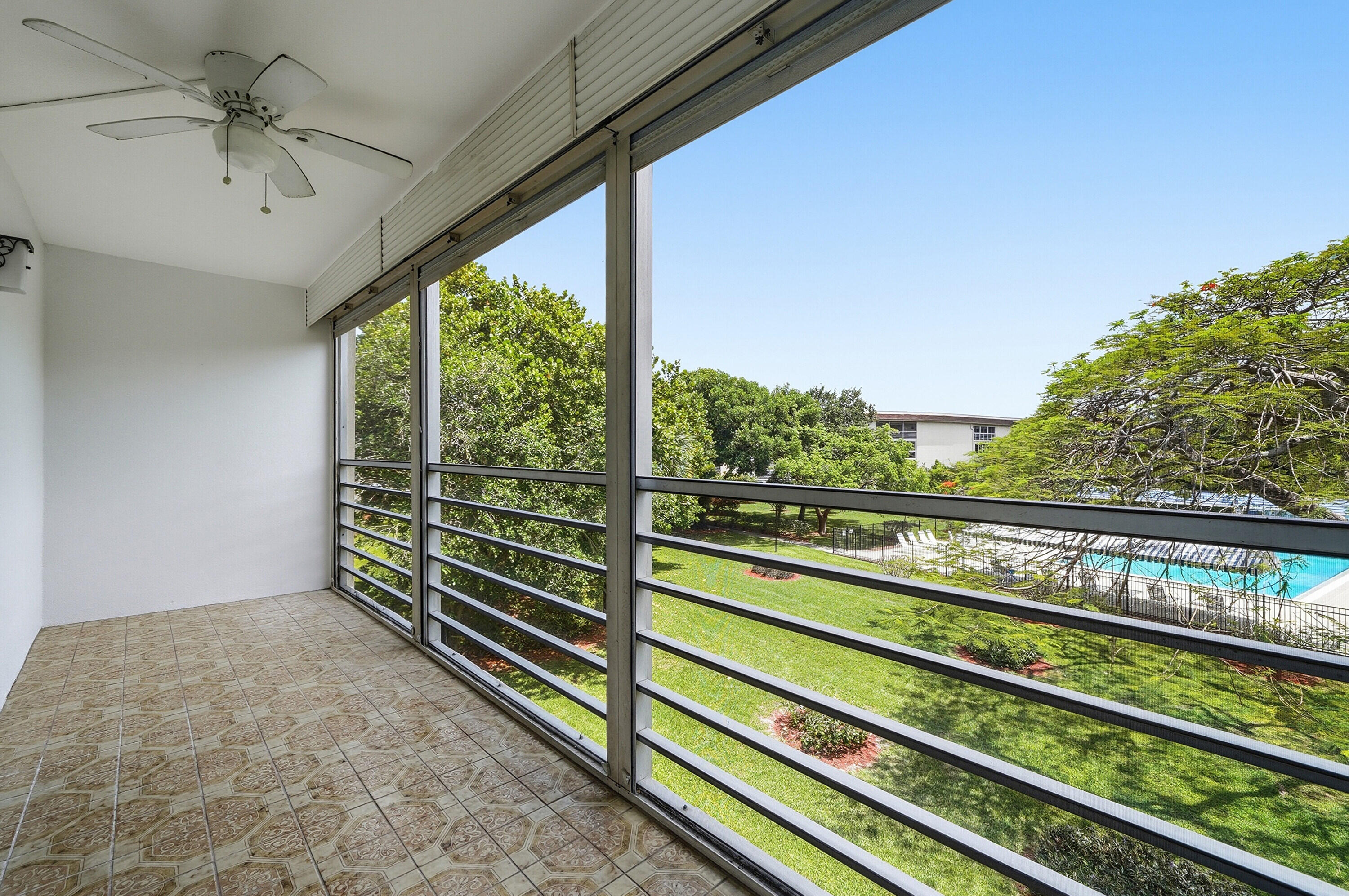 2401 Antigua Circle J3