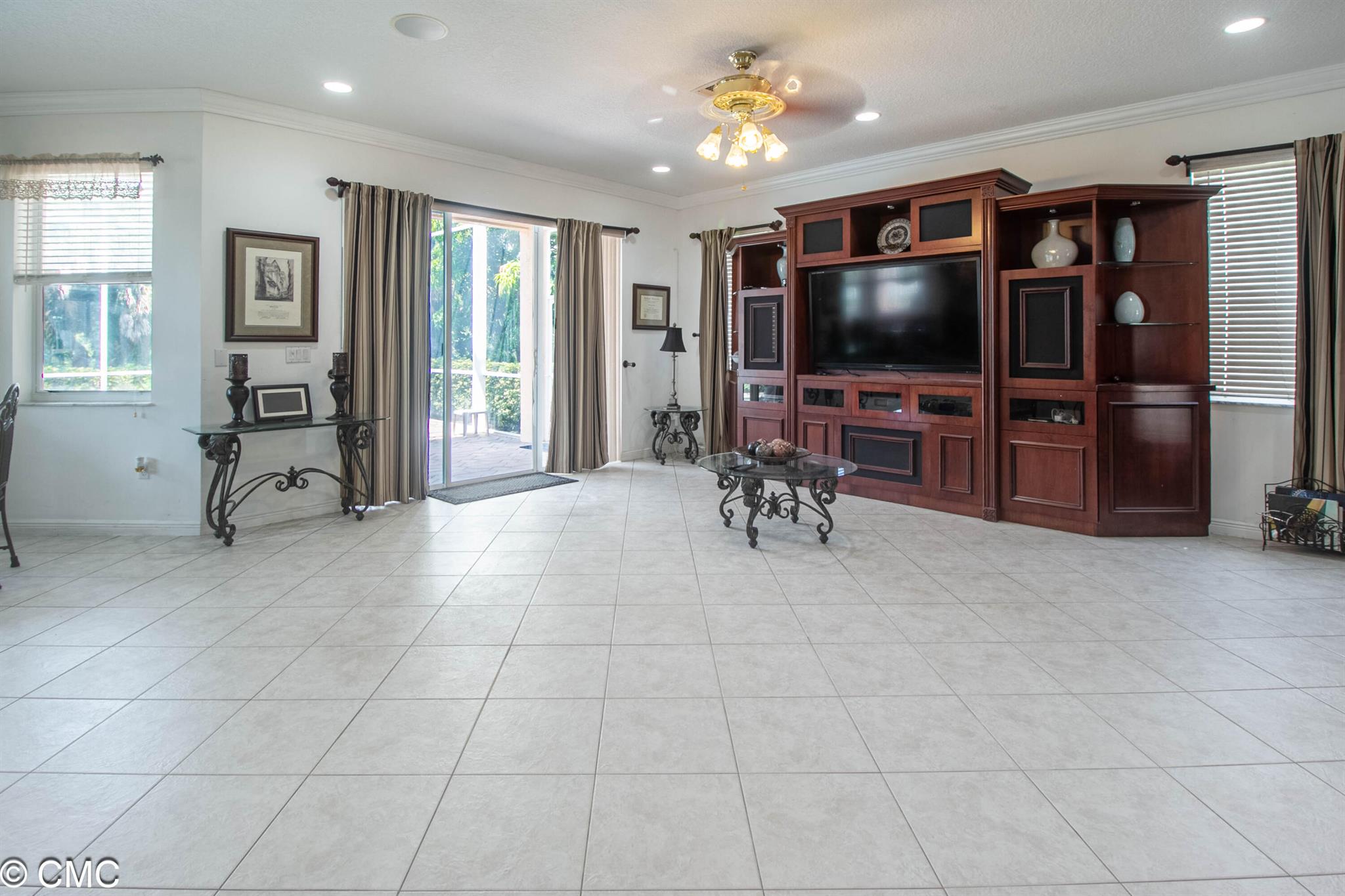 MADISON GREEN 1 - Residential