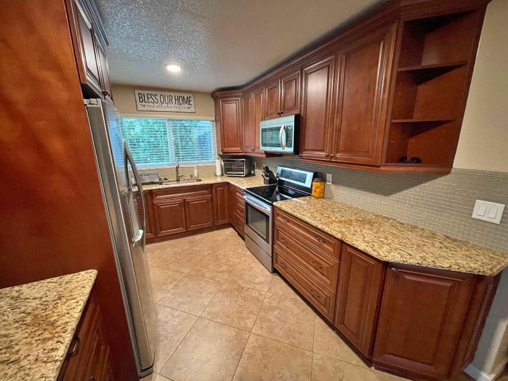 WOODSIDE 1 - Residential