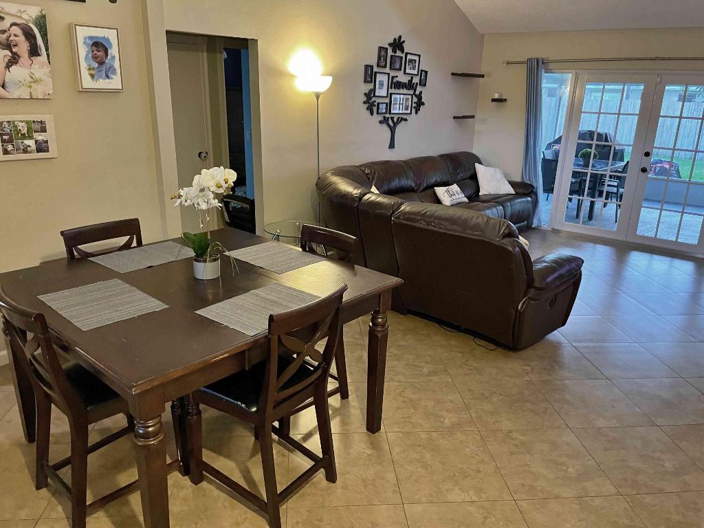 WOODSIDE 1 - Residential