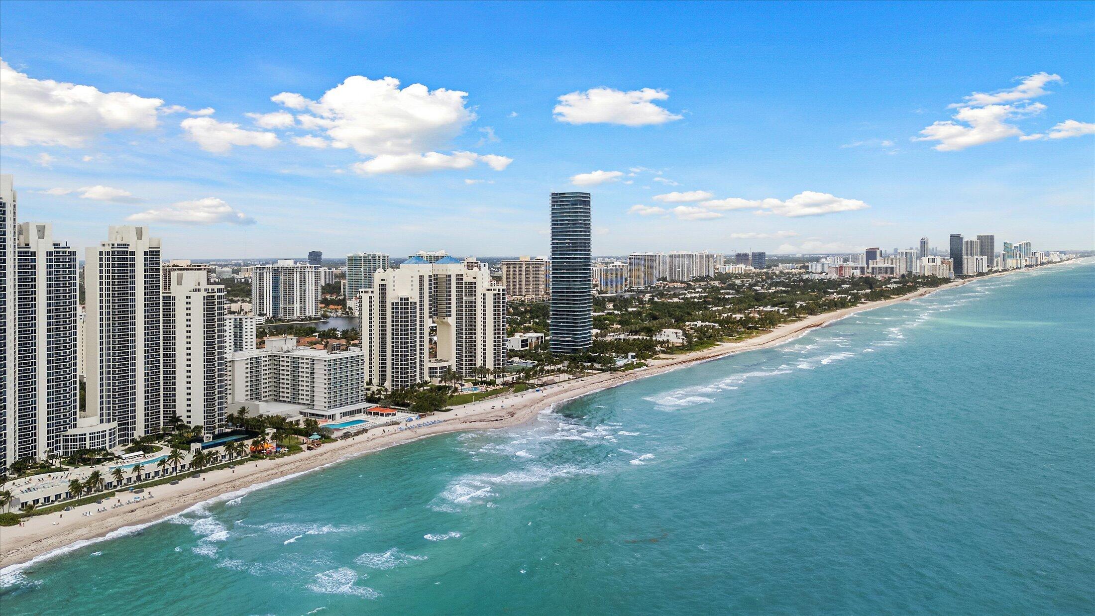 THE AVENTURA BEACH CLUB - Residential