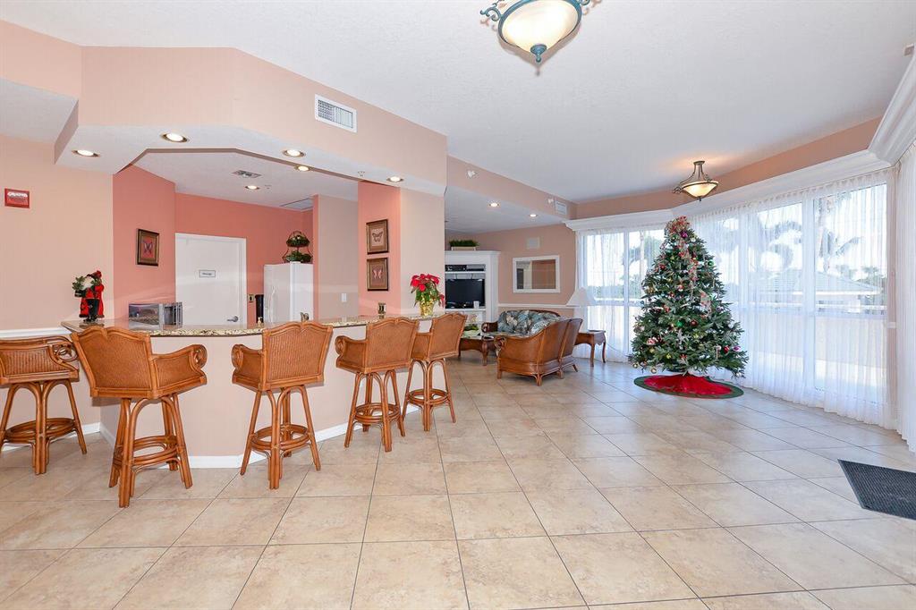 Seaward at Atlantic View Condominium - Residential