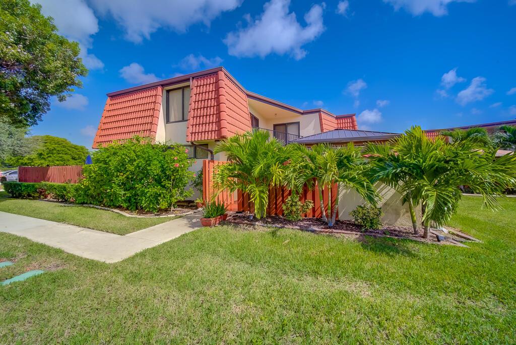 View photos, virtual tours, details... 3914 Victoria Drive