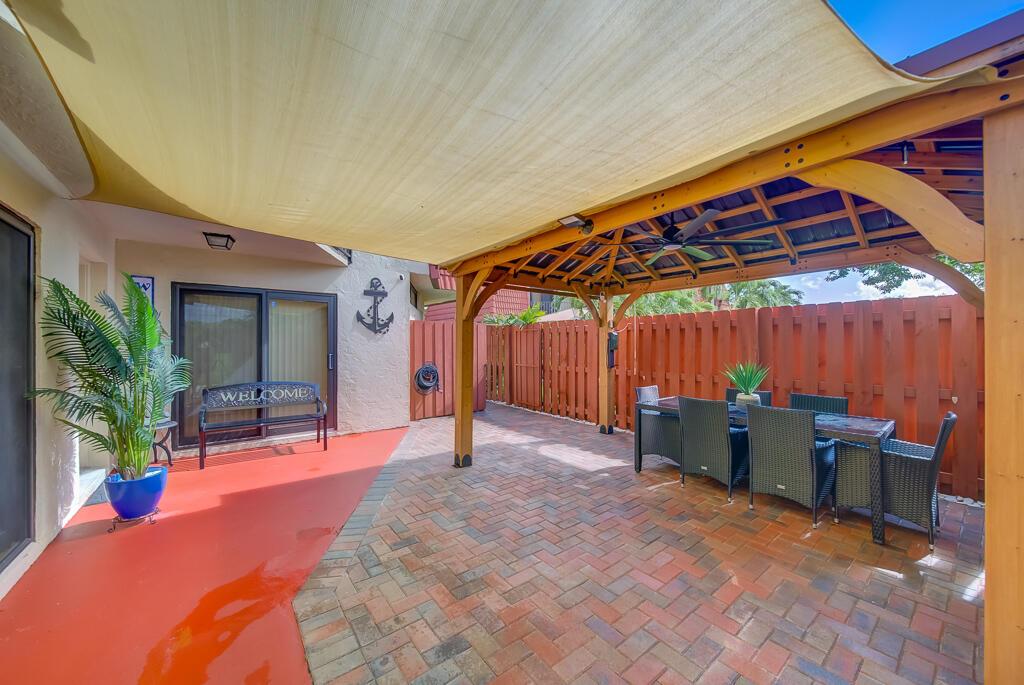 SOMERSET - Residential