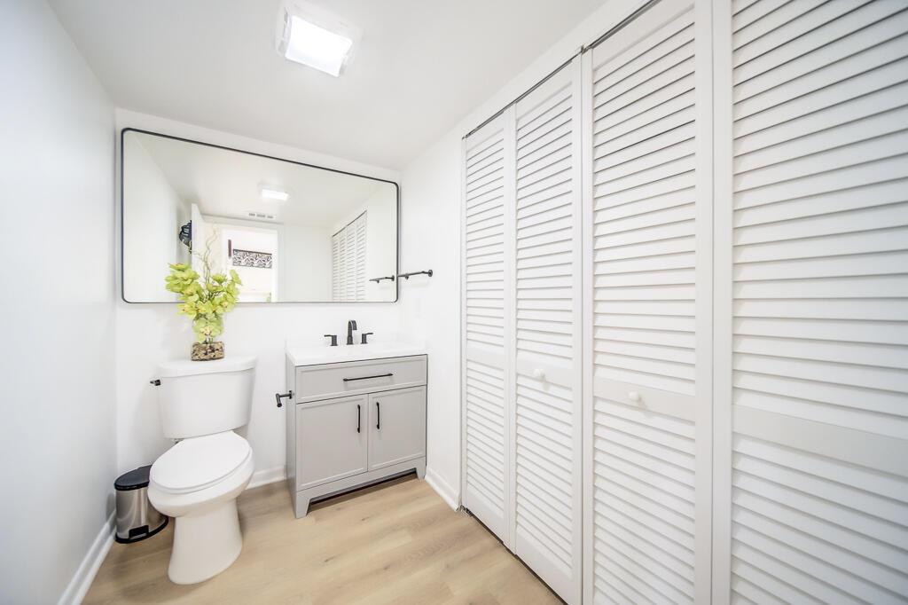 SOMERSET - Residential