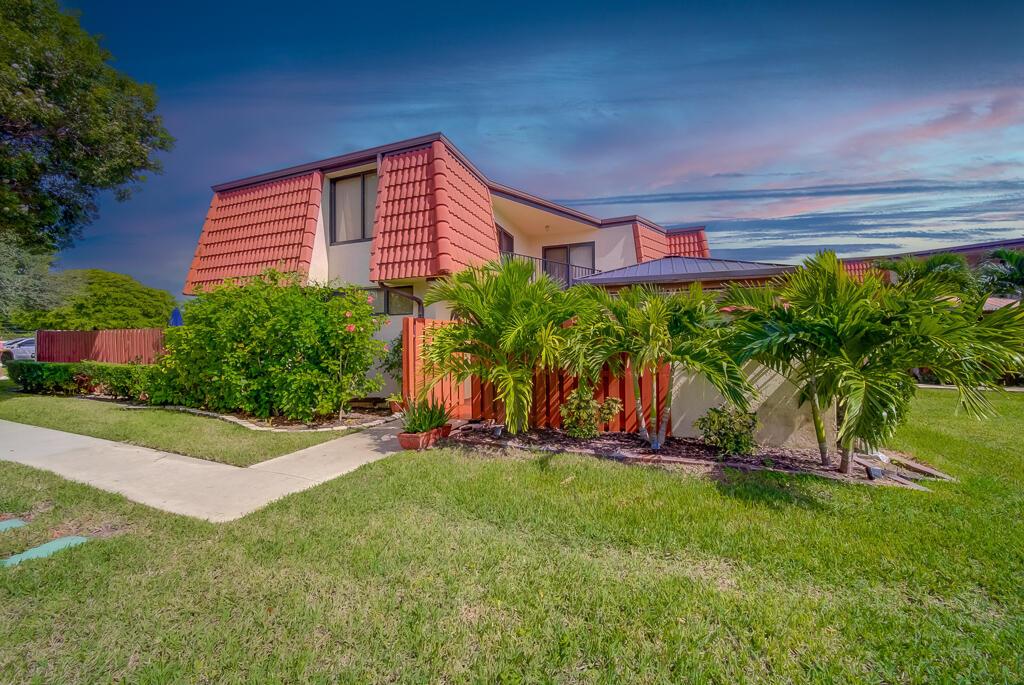 View photos, virtual tours, details... 3914 Victoria Drive