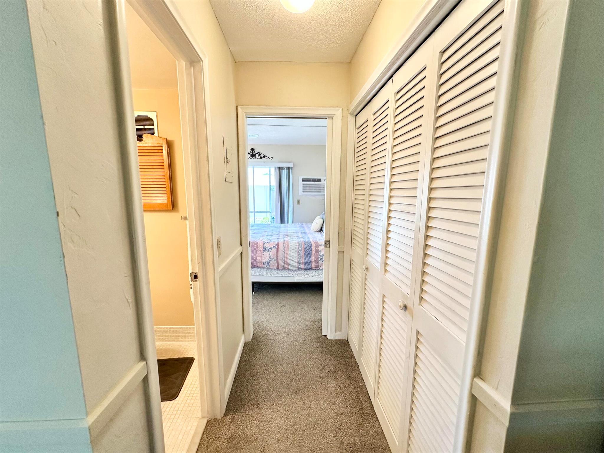 STERLING VILLAGE 740 COND - Residential