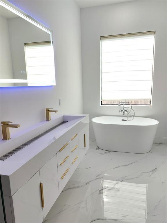 North Hollywood 4-1 B - Residential