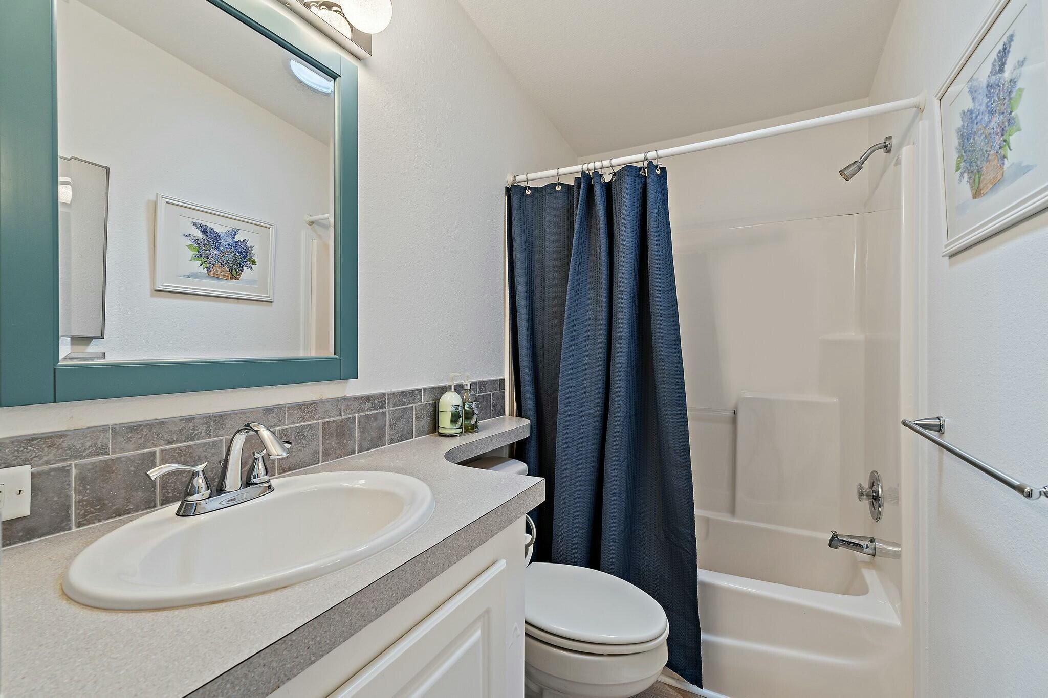 EAGLE'S RETREAT AT SAVANN - Residential