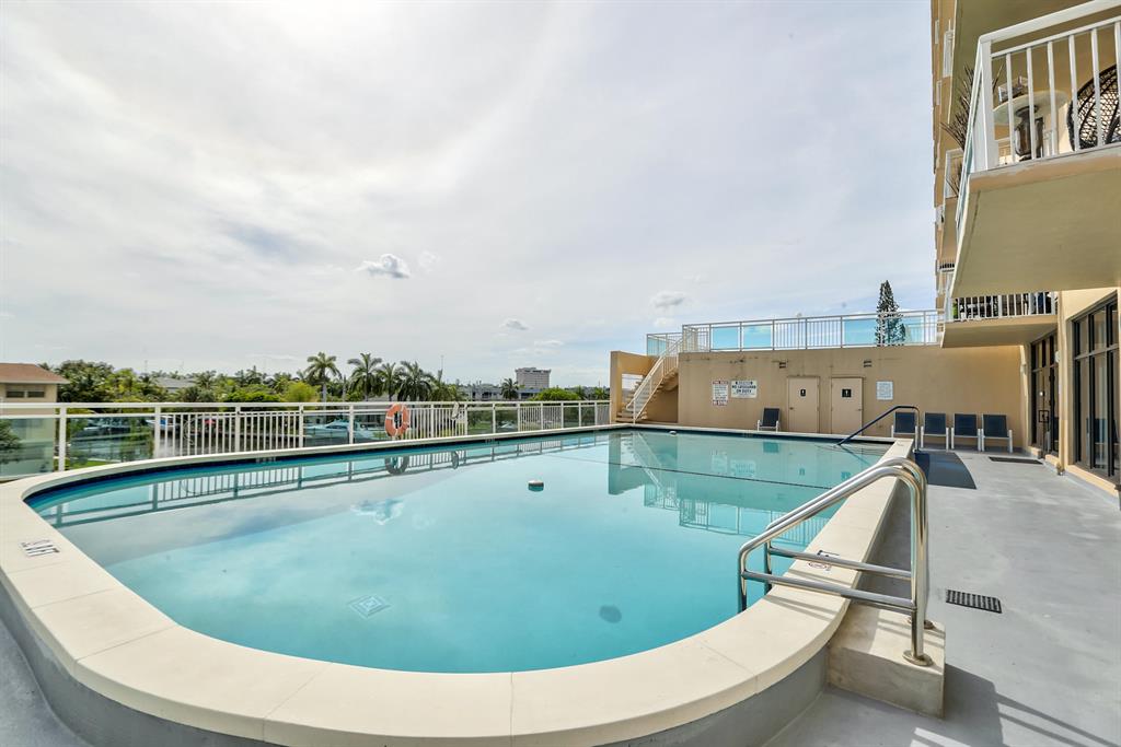 GOLDEN HORN CONDO - Residential