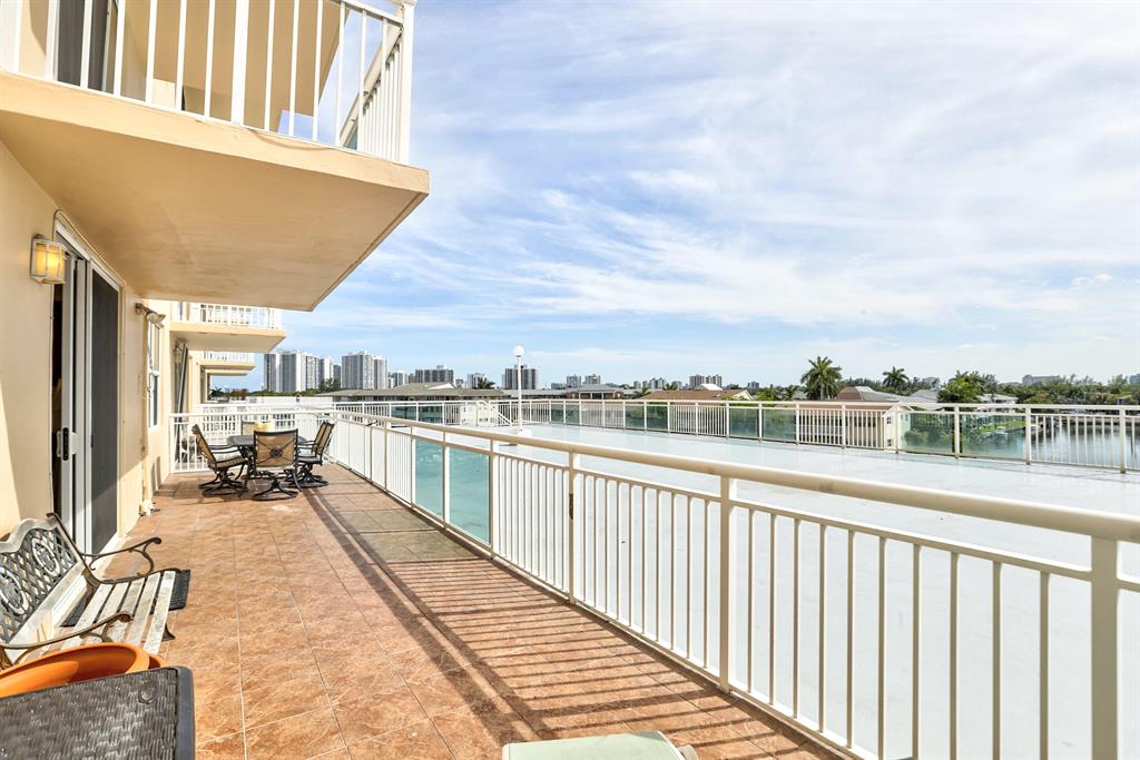 GOLDEN HORN CONDO - Residential