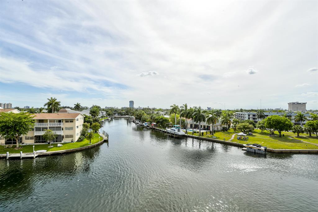 GOLDEN HORN CONDO - Residential