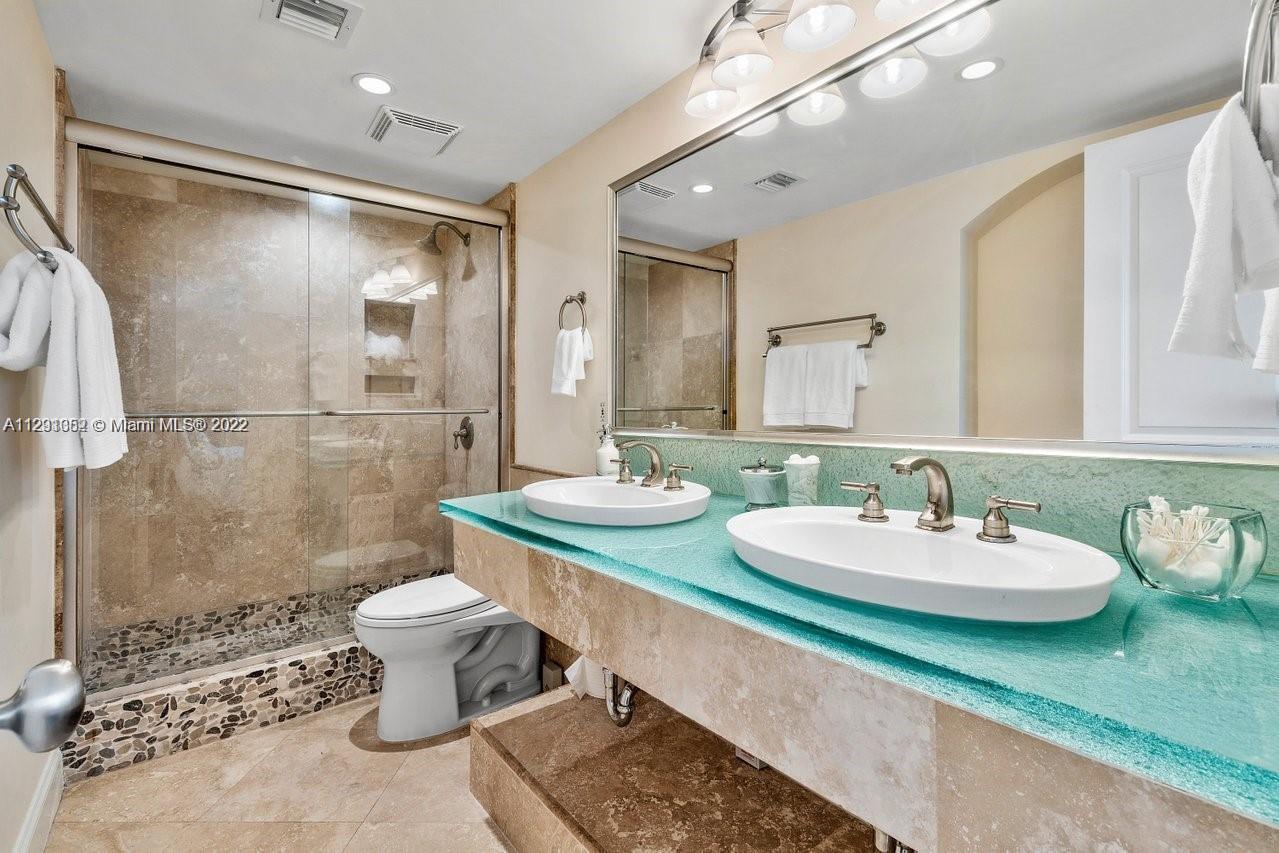 TRIANON CONDO - Residential Lease