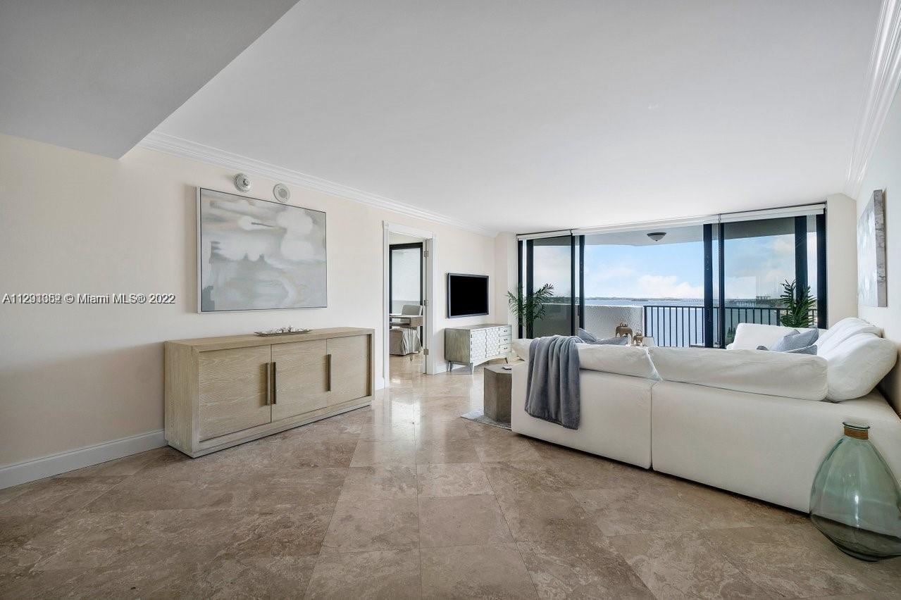 TRIANON CONDO - Residential Lease